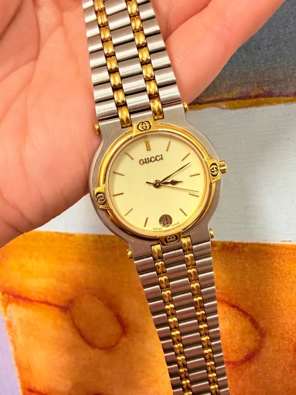 Authentic Gucci 9000M Watch